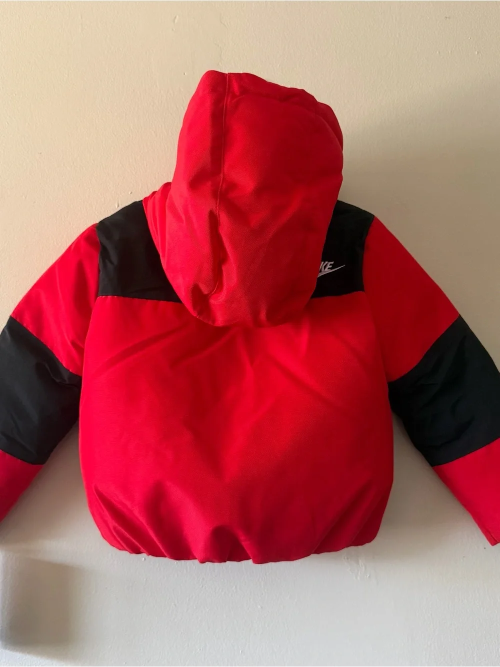 NWT Nike Red and Black Outdoor Woven Hooded Puffer Jacket Toddler Boy Size: 3T
